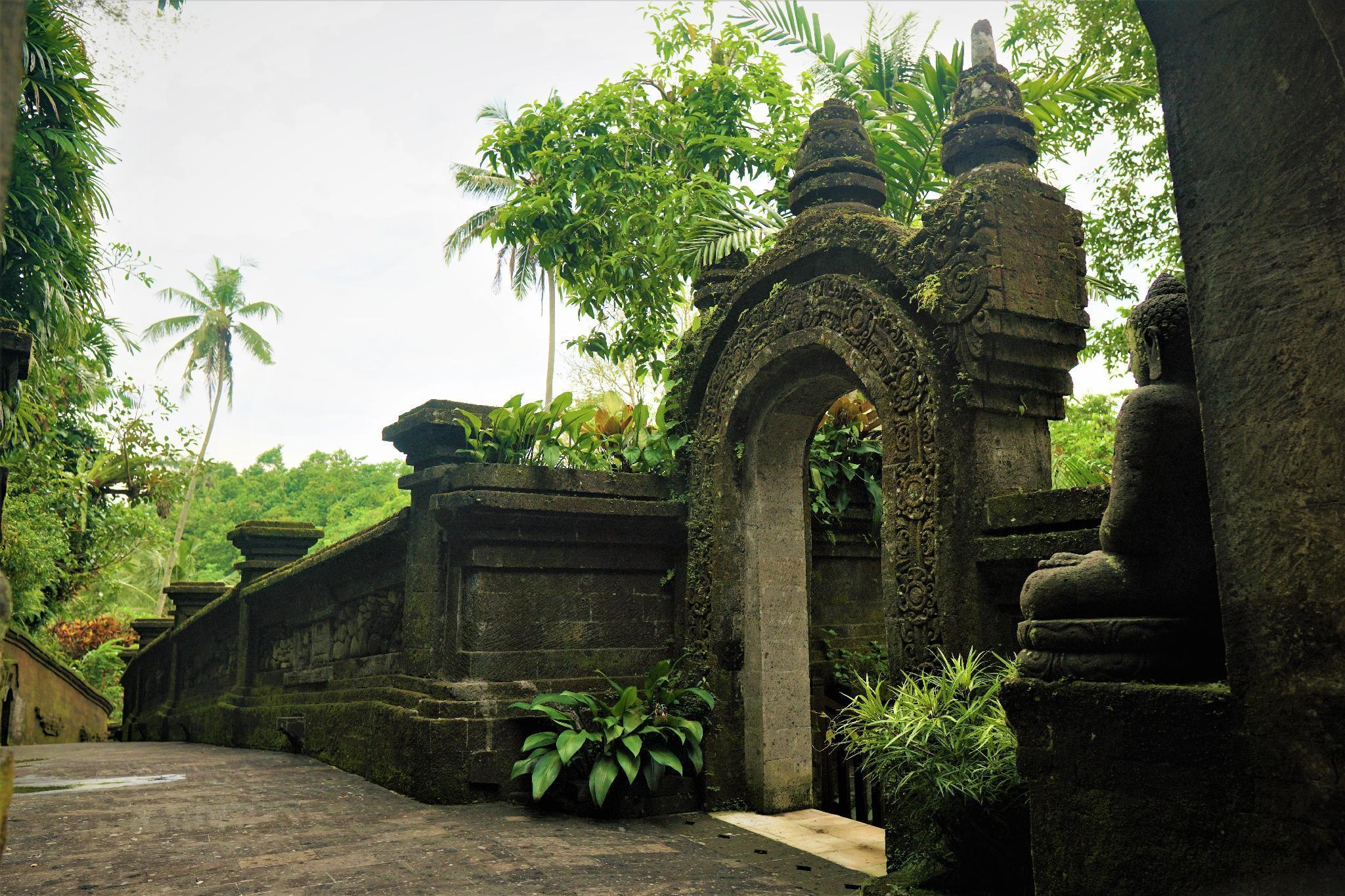 Ibah Hotel Ubud  Exterior photo